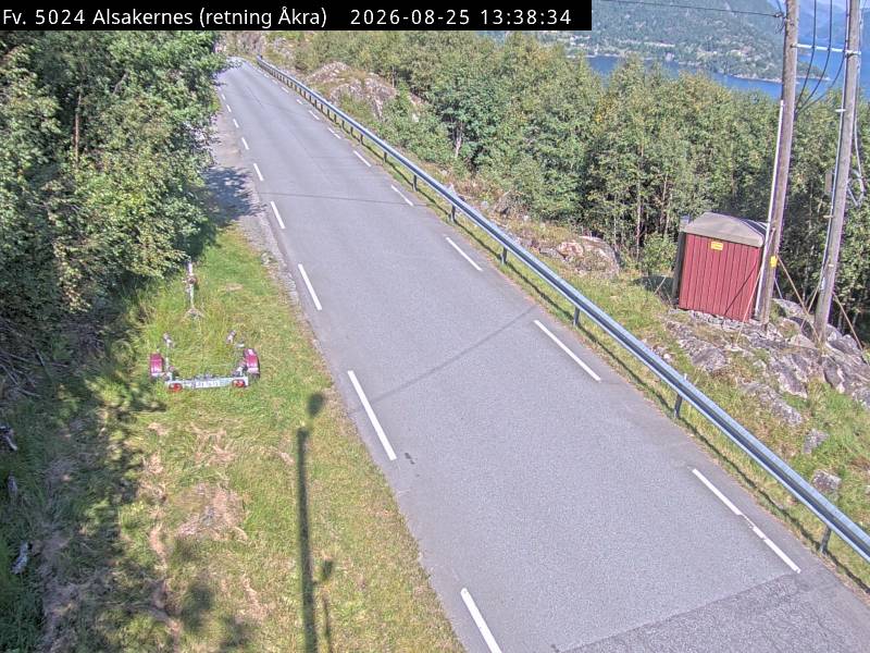 Alsakernes, retning Åkra