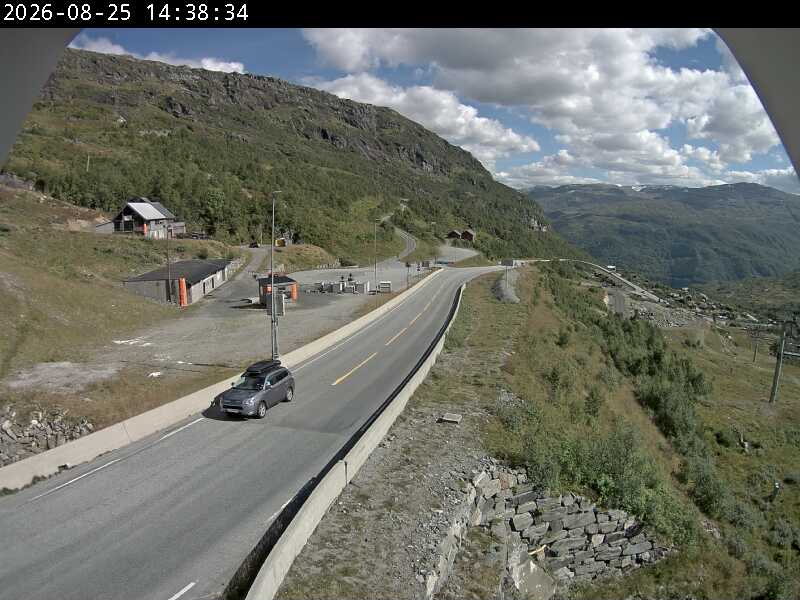 Røldalstunnelen aust, retning Røldal