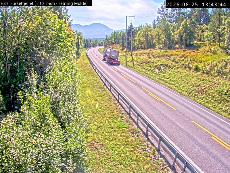 Fursetfjellet, retning Molde