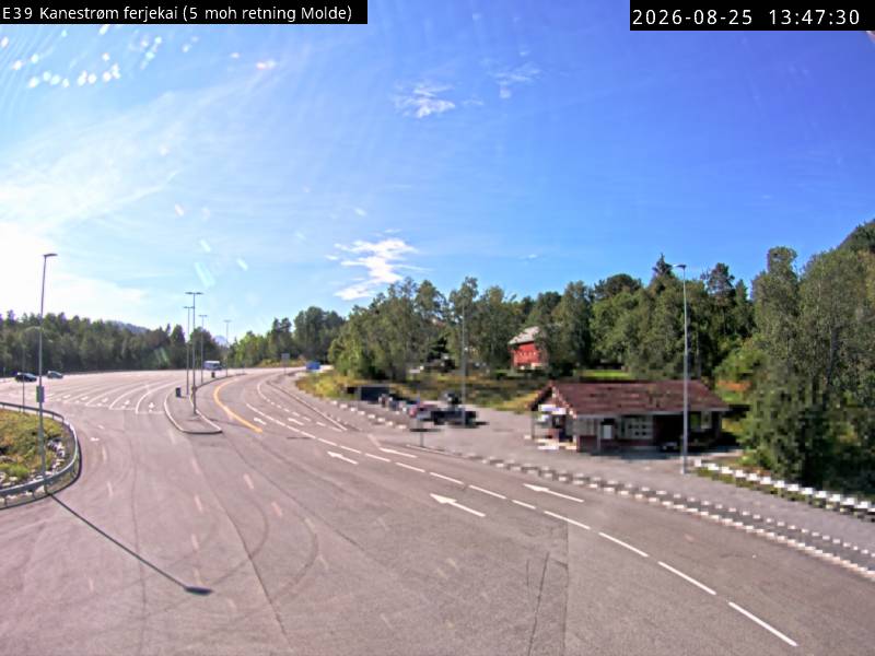 Kanestraum ferjekai, retning Molde
