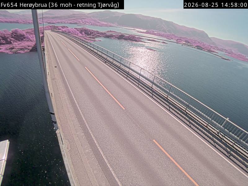 Herøybrua, retning Tjørvåg